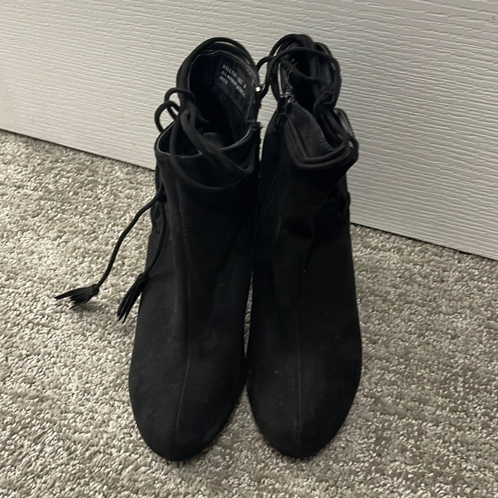 Bamboo Faux Fur Black Boots. Size 9.